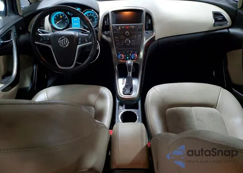 2017 Buick Verano Sport Touring z USA, uszkodzony, nr VIN 1G4PR5SK9H4110996